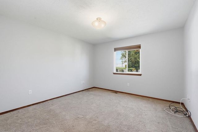 902 S Salish St, Airway Heights, WA 99224