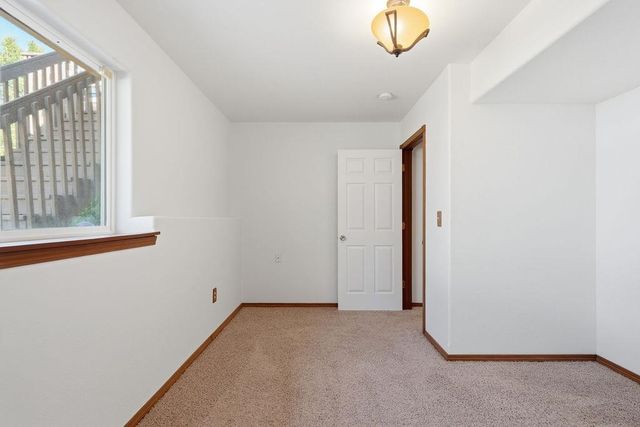 902 S Salish St, Airway Heights, WA 99224