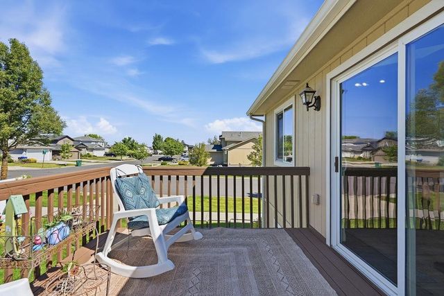 902 S Salish St, Airway Heights, WA 99224