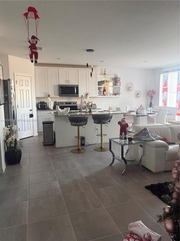 2019 Kingsmen Ct, Other City - In The State Of Florida, FL 33844