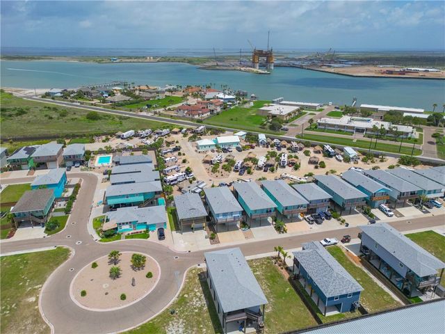 219 Port Mansfield St, Port Aransas, TX 78373