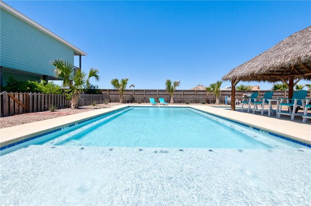 219 Port Mansfield St, Port Aransas, TX 78373