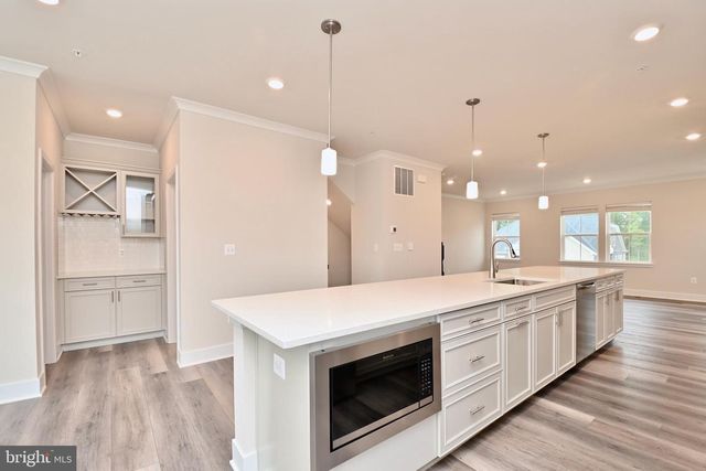 4107 CHARLES DICKENS DR, White Plains, MD 20695