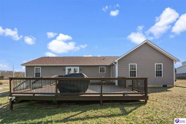 438 Willow Lake Drive, Vine Grove, KY 40175