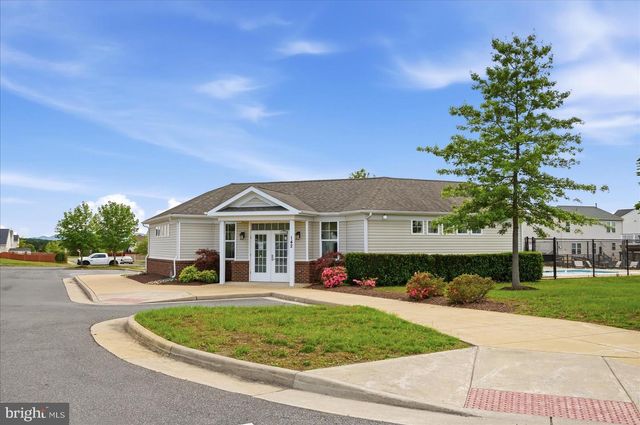 121 ELEVEN MOONS PL, Stephens City, VA 22655