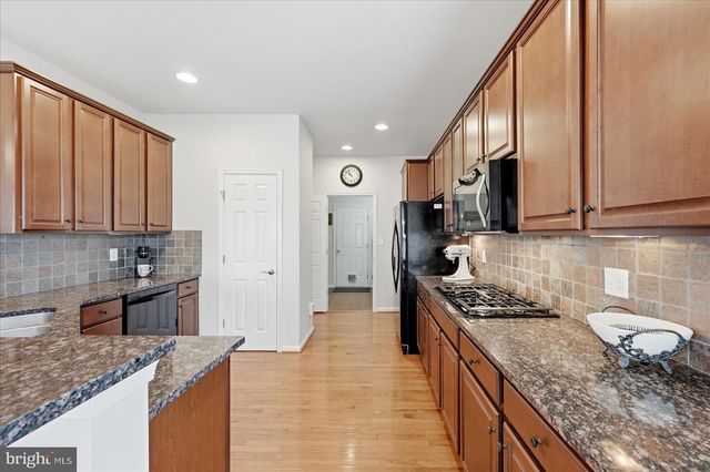 121 ELEVEN MOONS PL, Stephens City, VA 22655