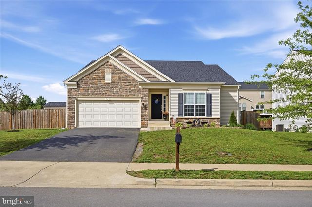 121 ELEVEN MOONS PL, Stephens City, VA 22655