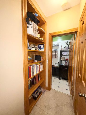 303 E Porter Avenue, Chesterton, IN 46304