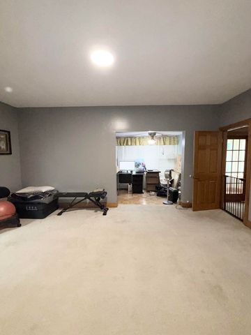 303 E Porter Avenue, Chesterton, IN 46304