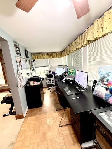 303 E Porter Avenue, Chesterton, IN 46304