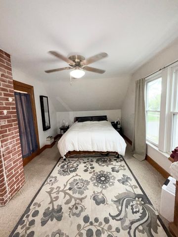 303 E Porter Avenue, Chesterton, IN 46304