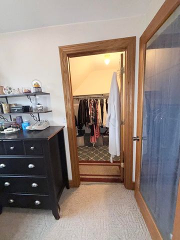 303 E Porter Avenue, Chesterton, IN 46304