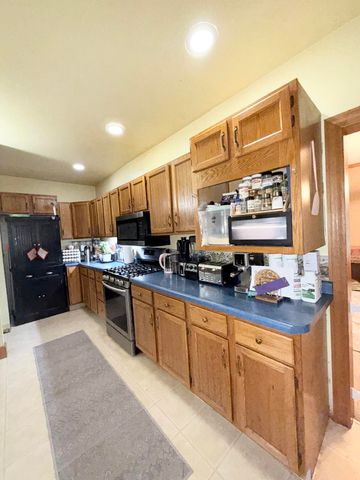 303 E Porter Avenue, Chesterton, IN 46304
