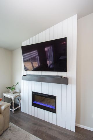 1142 Albert Court W, West Fargo, ND 58078