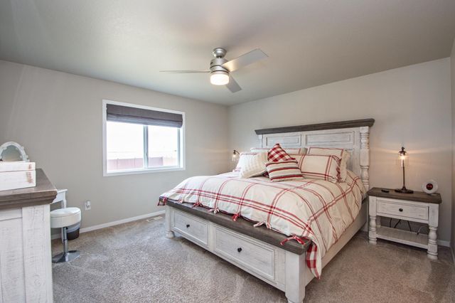 1142 Albert Court W, West Fargo, ND 58078