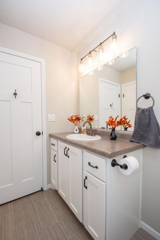 1142 Albert Court W, West Fargo, ND 58078