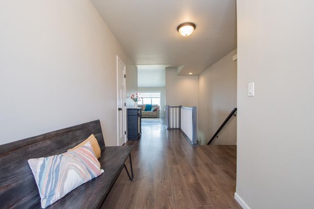 1142 Albert Court W, West Fargo, ND 58078