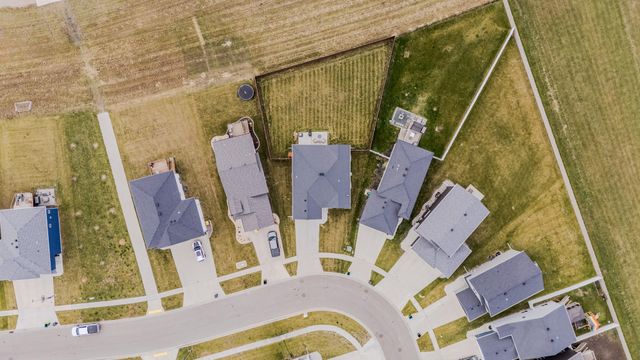 1142 Albert Court W, West Fargo, ND 58078