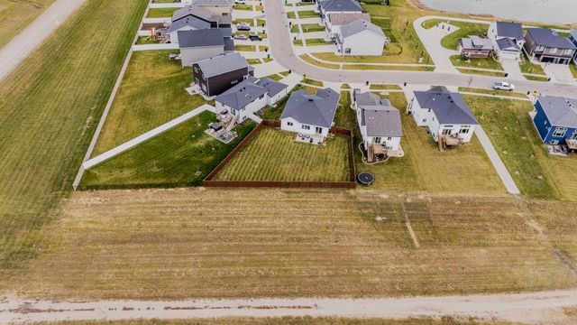 1142 Albert Court W, West Fargo, ND 58078