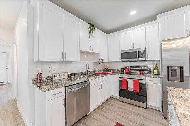 1305 E OSBORNE AVENUE, Tampa, FL 33603