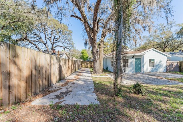 1305 E OSBORNE AVENUE, Tampa, FL 33603