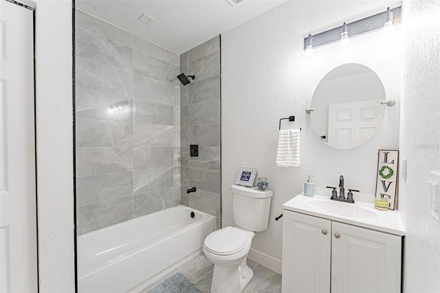 1305 E OSBORNE AVENUE, Tampa, FL 33603