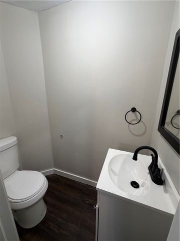 21 Bradbury St, South Union Twp, PA 15401