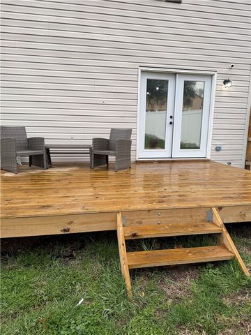 21 Bradbury St, South Union Twp, PA 15401