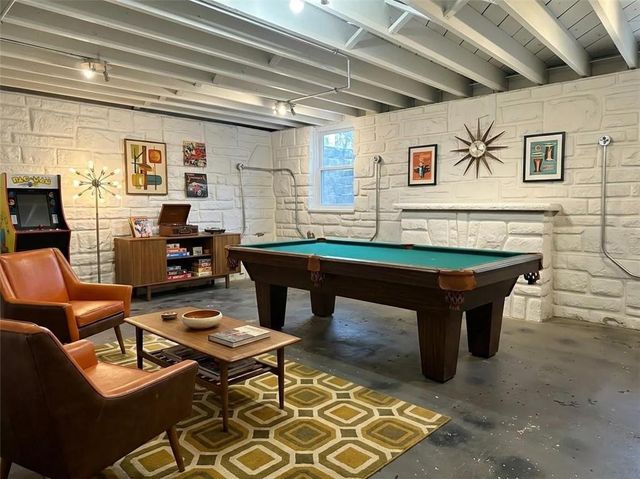 5987 Paseo Boulevard, Kansas City, MO 64110