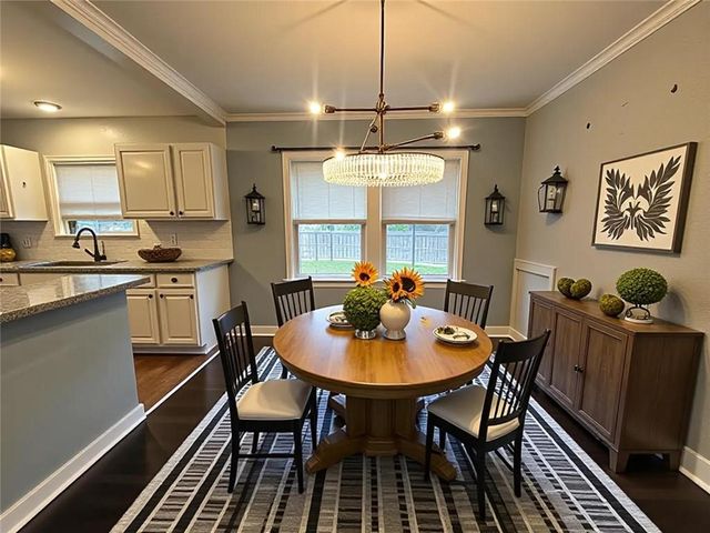 5987 Paseo Boulevard, Kansas City, MO 64110