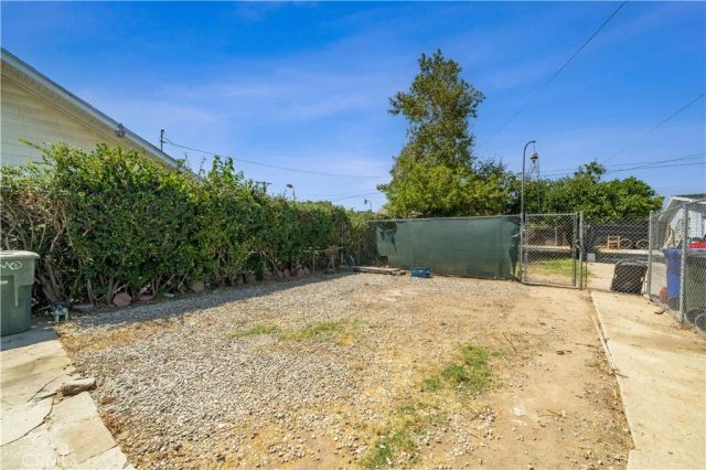 745 E Holt, Ontario, CA 91761