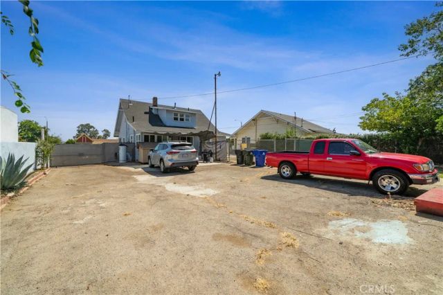 745 E Holt, Ontario, CA 91761