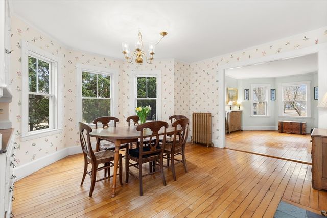 20 Perkins St, Wenham, MA 01984