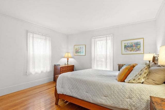 20 Perkins St, Wenham, MA 01984