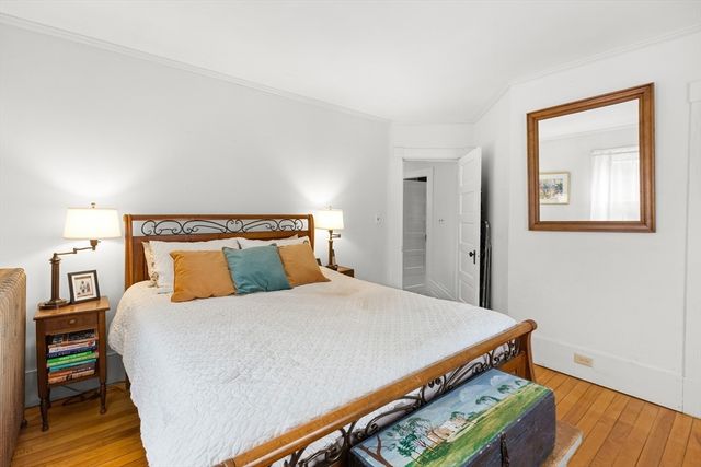 20 Perkins St, Wenham, MA 01984