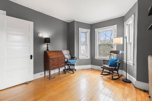 20 Perkins St, Wenham, MA 01984