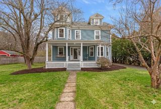 20 Perkins St, Wenham, MA 01984