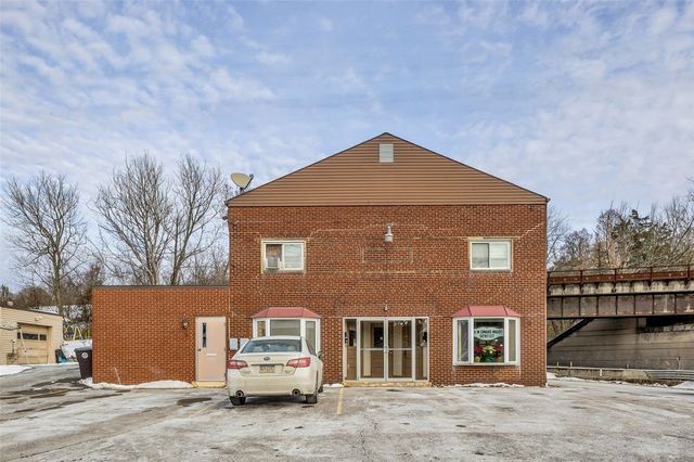 5600 Brownsville Rd, Baldwin Boro, PA 15236