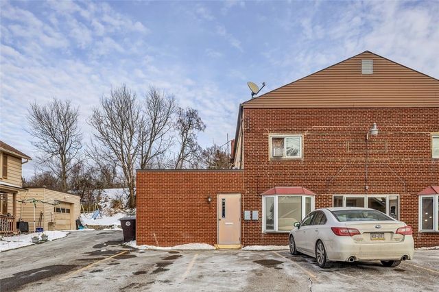 5600 Brownsville Rd, Baldwin Boro, PA 15236