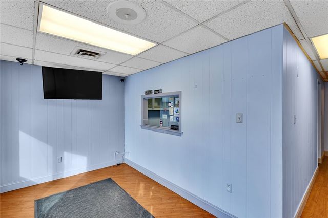 5600 Brownsville Rd, Baldwin Boro, PA 15236