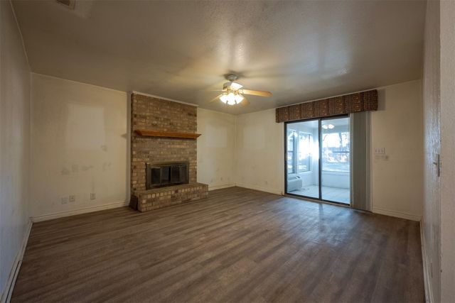 2004 Boca Vista Drive, Granbury, TX 76048