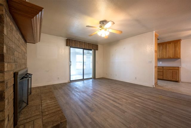 2004 Boca Vista Drive, Granbury, TX 76048