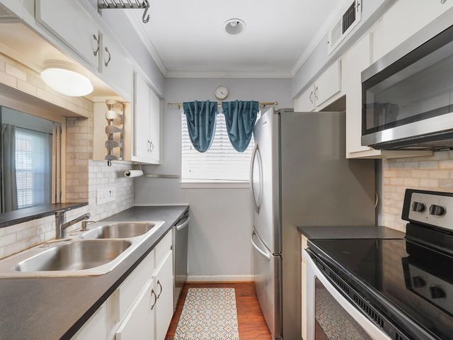 421 Emerson Street 1, Houston, TX 77006