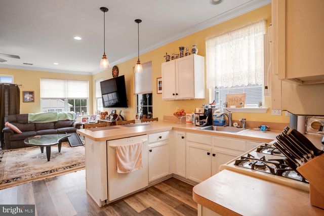 5 DAISY LN, Little Egg Harbor Twp, NJ 08087