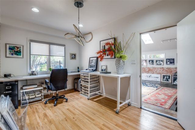 6834 Deloache Avenue, Dallas, TX 75225