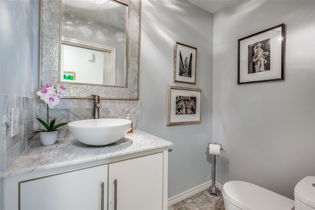 6834 Deloache Avenue, Dallas, TX 75225