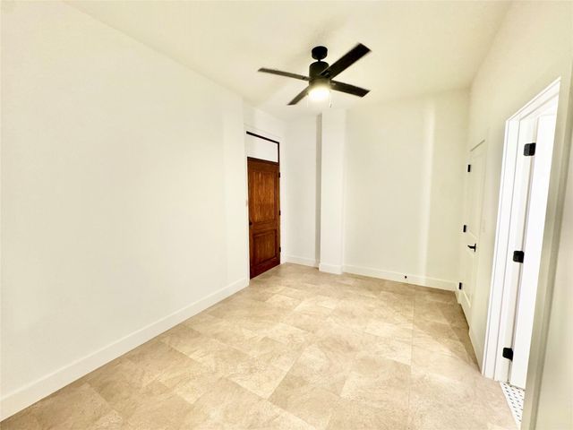 2102 Mechanic Street 206, Galveston, TX 77550