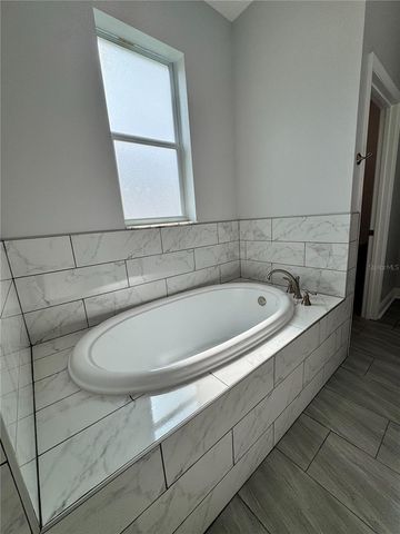 37533 TERI COURT, Dade City, FL 33525