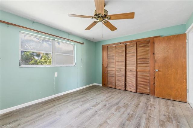 1114 Lorraine CT, Cape Coral, FL 33904