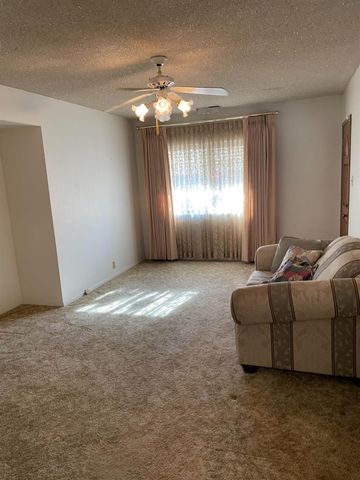 1506 Mitchell, Escalon, CA 95320